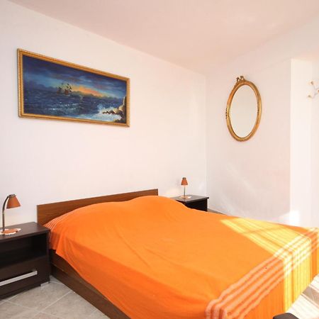 Apartments By The Sea Marusici, Omis - 8632 ミミツェ 部屋 写真