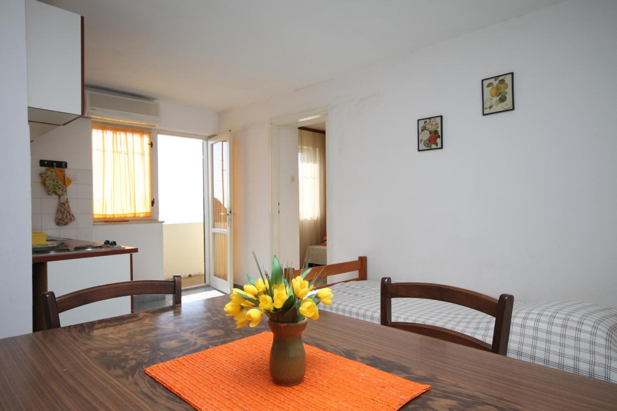 Apartments By The Sea Marusici, Omis - 8632 ミミツェ 部屋 写真
